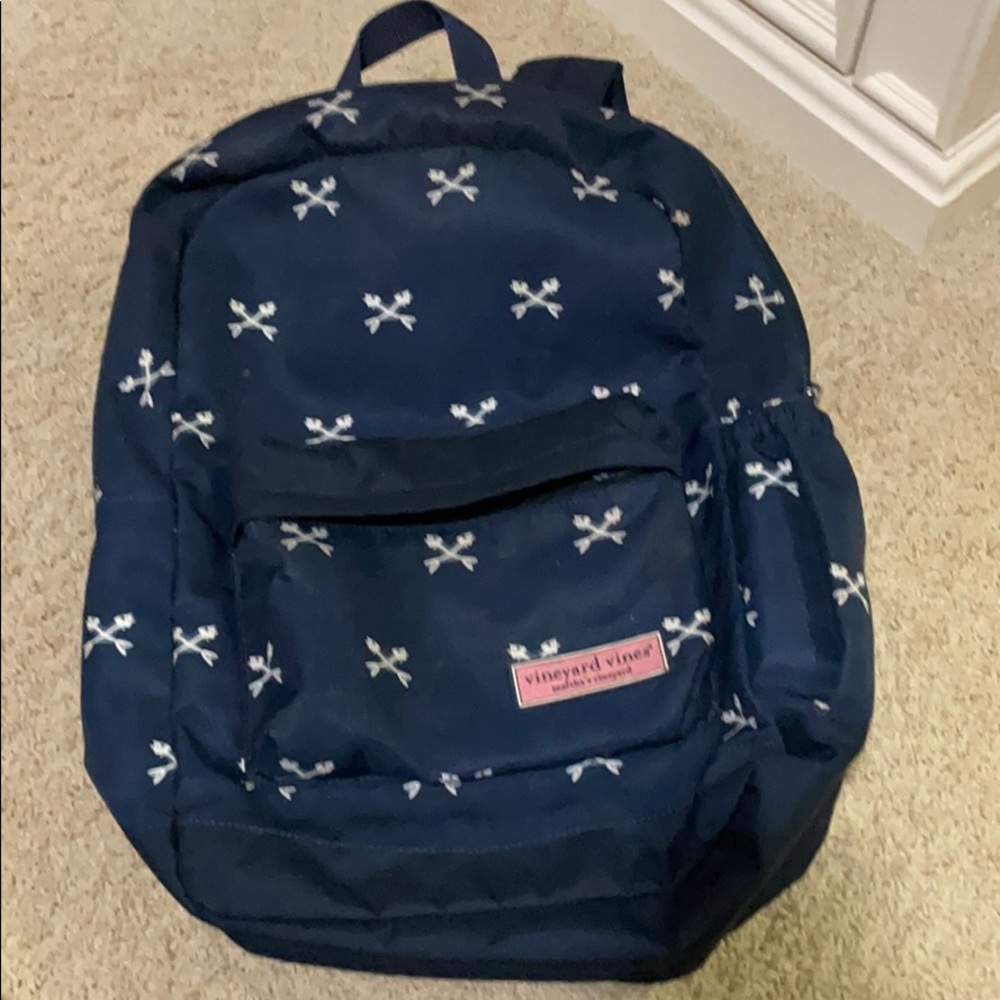 NAVY VINEYARD VINES BACKPACK